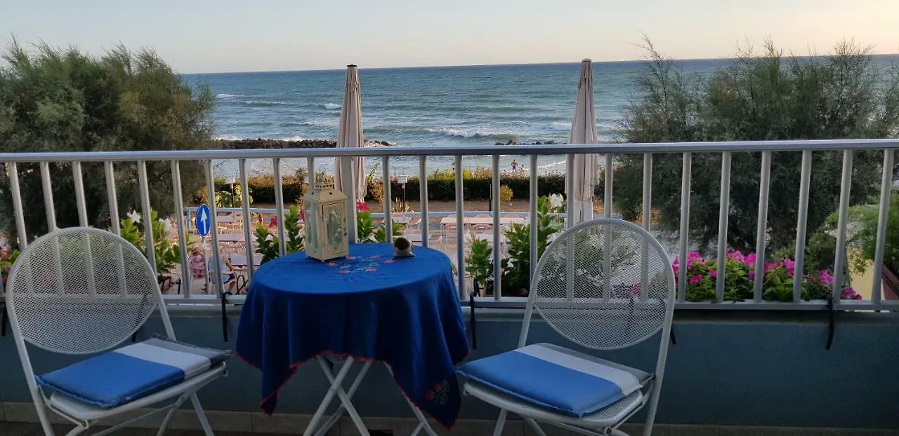 Allo Scoglio Di Fuori Apartment Scoglitti 0*,  Italy
